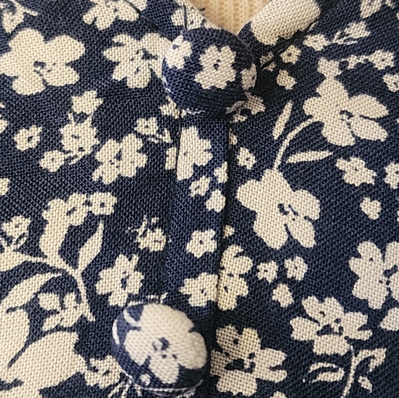 NWT Francesca's Floral Babydoll Mini Dress Navy /White Size XS V-Neck - Picture 5 of 13